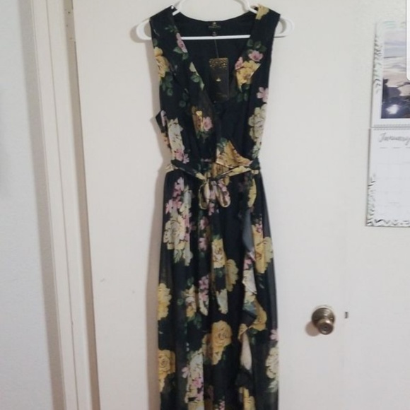 Disney Dresses & Skirts - Black floral dress